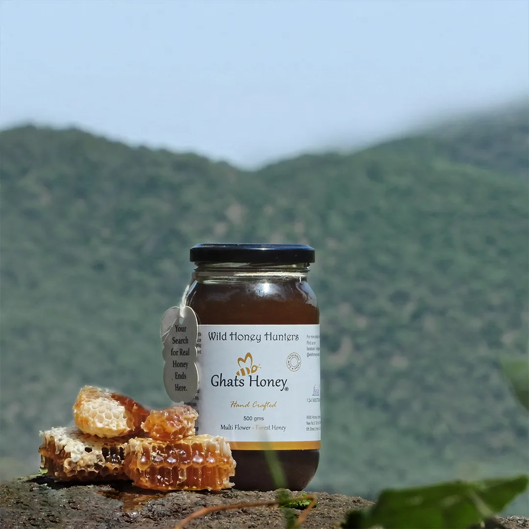 Multiflower honey collected with natural honey comb